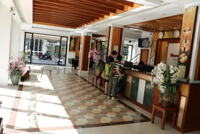 Diamond Crown Hotel – 照片 7