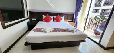 Diamond Crown Hotel – 照片 9