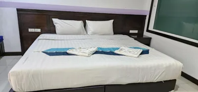 Diamond Crown Hotel – 照片 13