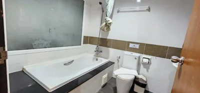高级单人床房 — Diamond Crown Hotel